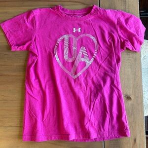 Under Armour Girls Hot Pink Heart UA Logo Short Sleeve Tee